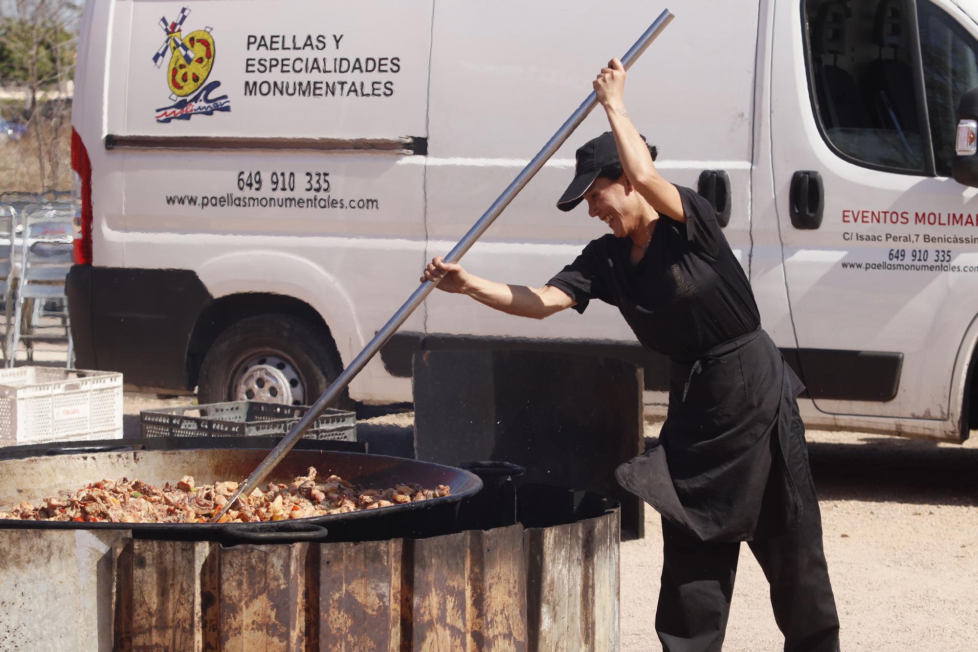 Todas las imágenes del concurso de paellas de intercollas de la Magdalena 2023