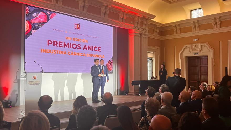 Prolongo Faccsa recibe el premio &#039;José Flores a la Innovación&#039; de Anice