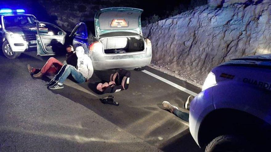 Detenidos cuando huían en coche tras intentar robar en una vivienda de Urrea de Jalón