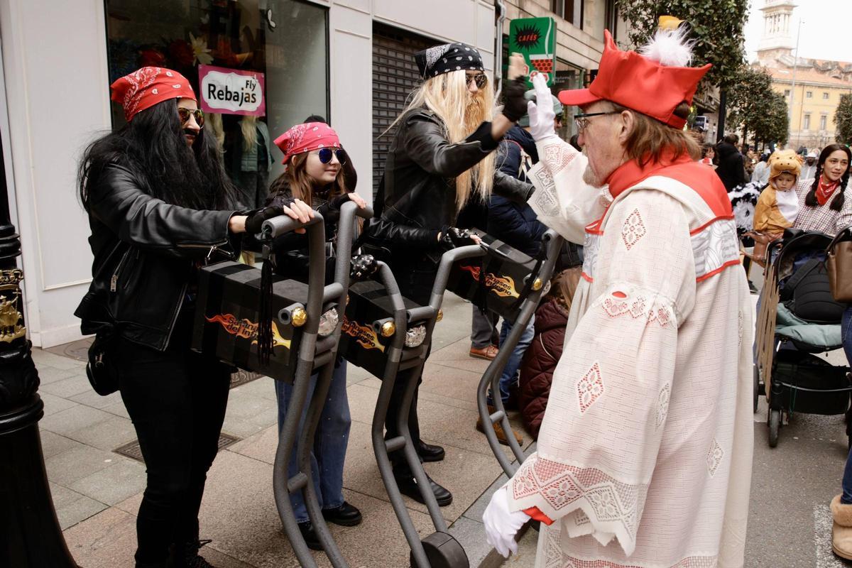 El desfile infantil de Antroxu por las calles de Gijón, en imágenes