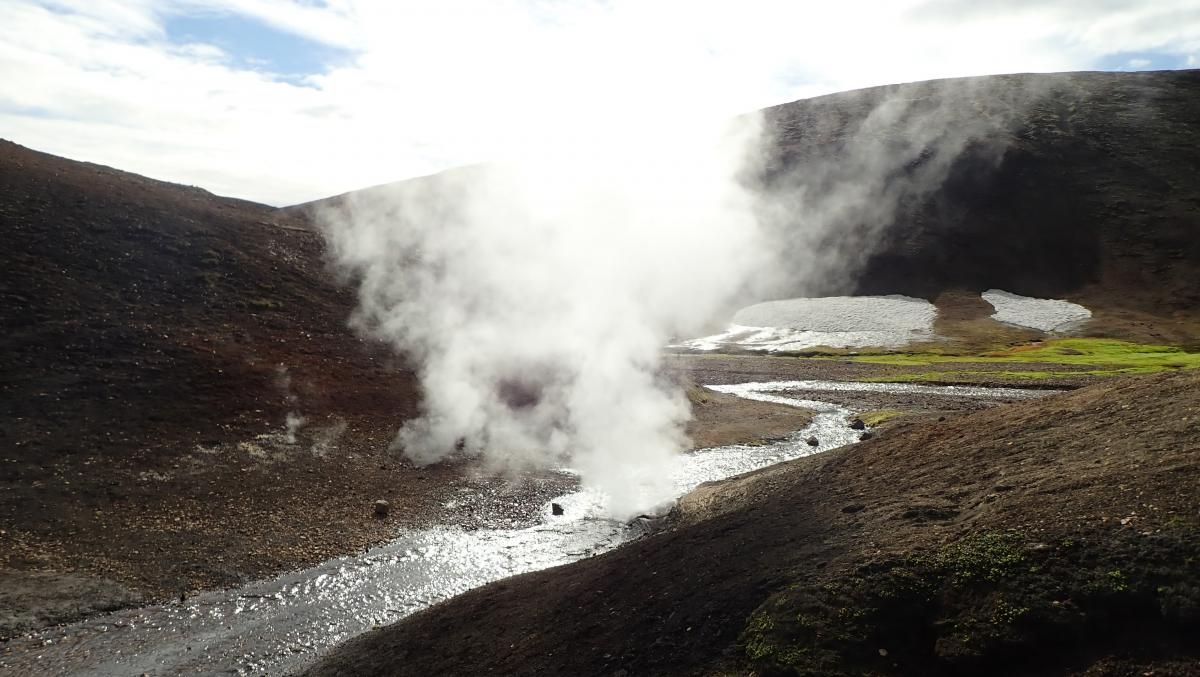 La aventura de Paco Acedo entre volcanes en Islandia