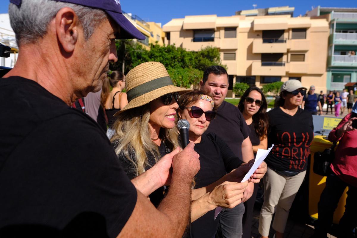 Manifestación contra las jaulas marinas en la costa de Telde