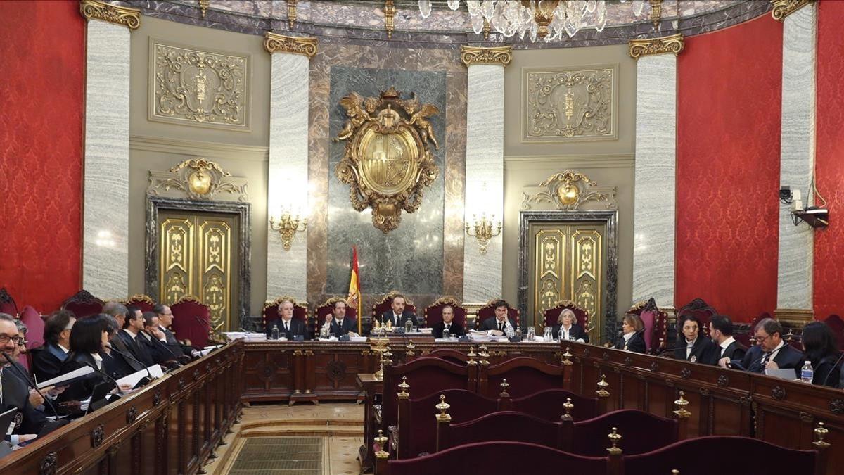 Aspecto de la sala donde se reúne el Tribunal Supremo.