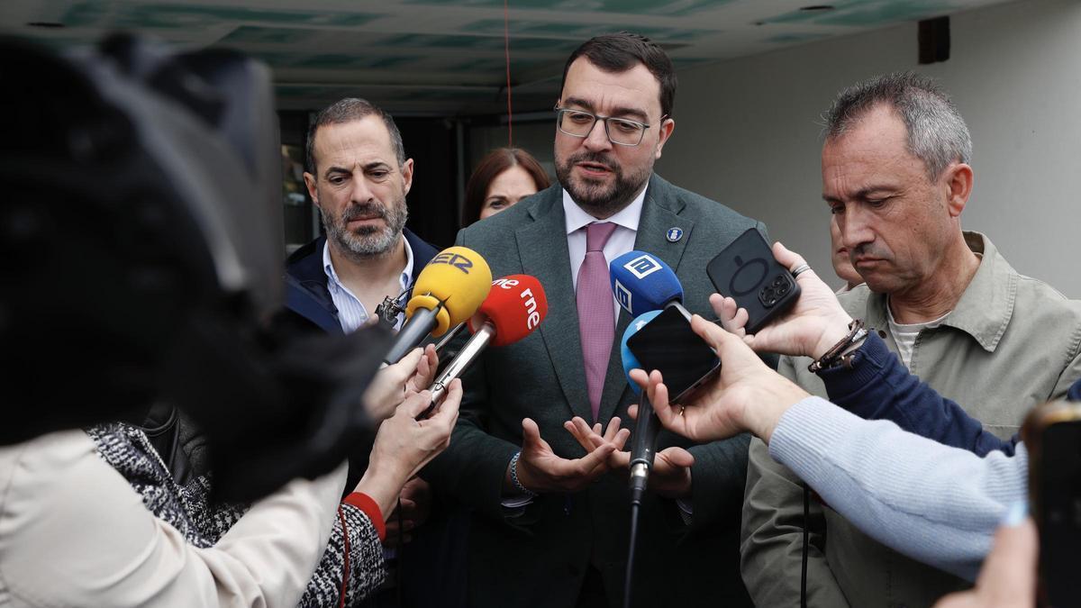 Barbón reconoce los  malos  resultados del PSOE en Andalucía y llama a  reconectar con la sociedad 