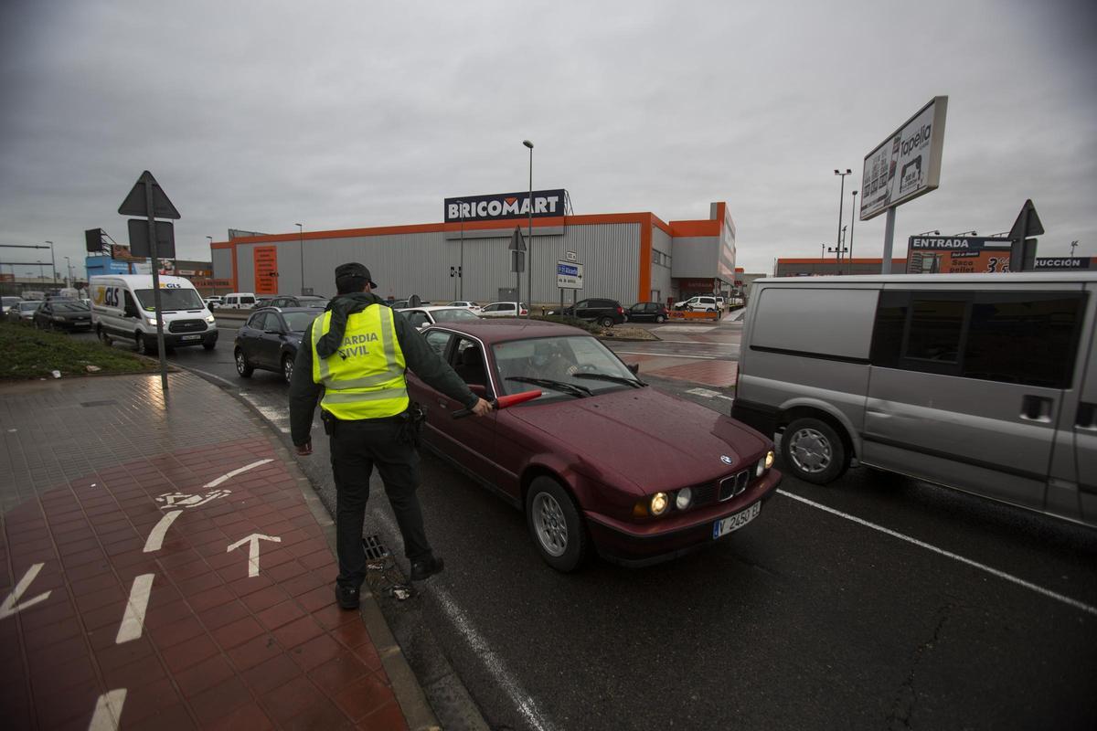 Numerosos transportistas permanecen atrapados en El Rebollar