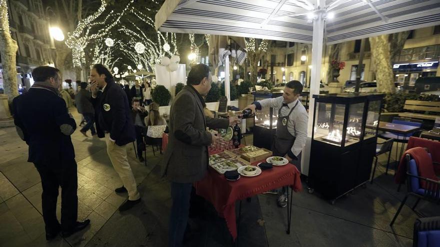 Fiesta de partidarios de terrazas en el Born