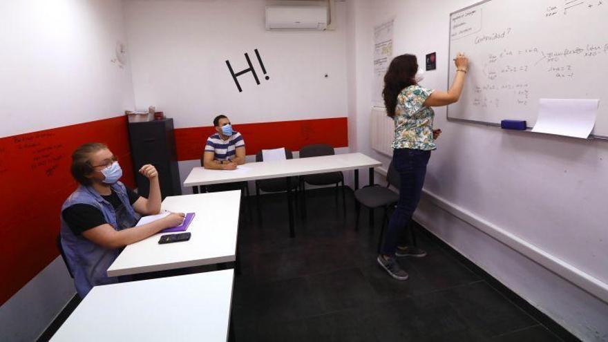 El aprobado casi general deja sin trabajo a las academias