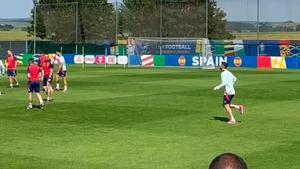 Laporte el ultimo en incorporarse a la sesion de Espana