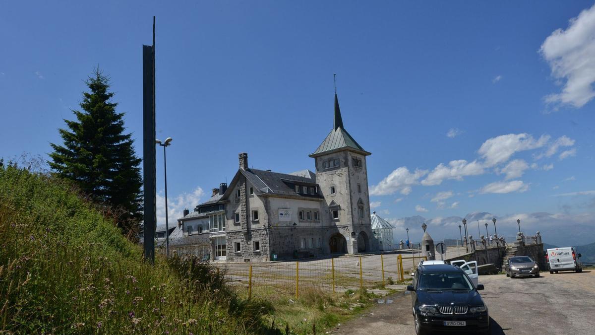 El parador de Pajares, en Lena.