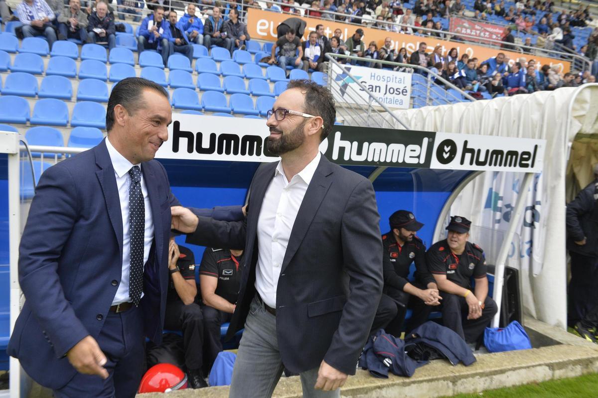 José Luis Oltra y José Bordalás, entonces técnico del Alavés, en la última visita del Córdoba CF a Mendizorroza.