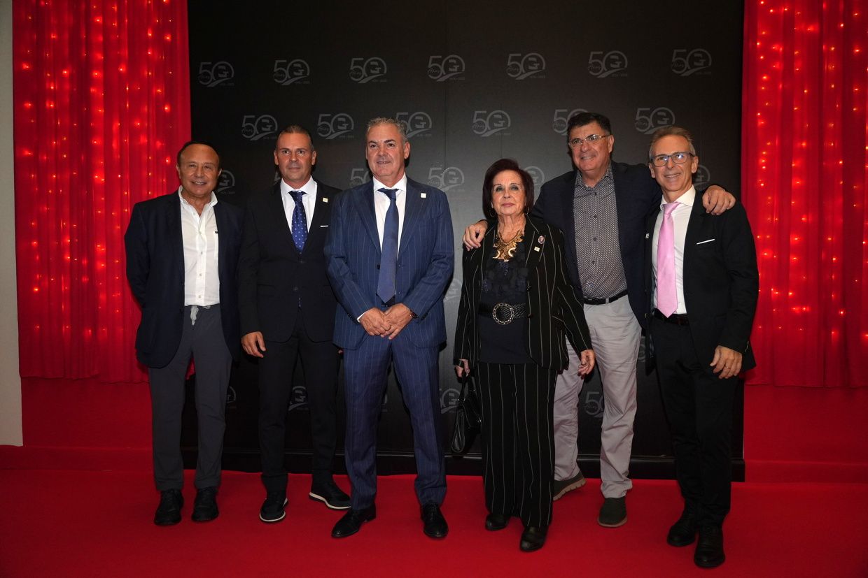 Galería de fotos de la gala del 50º aniversario de Grúas Tomás en Vila-real