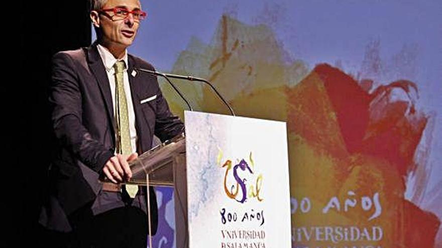 Ricardo Rivero, rector de la Universidad de Salamanca.