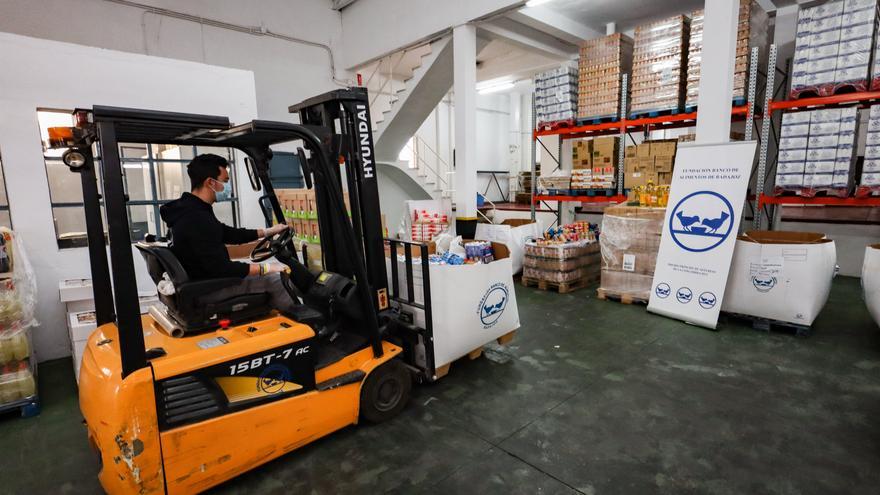 La &#039;tarjeta monedero&#039; para comprar alimentos llegará a 20.000 usuarios