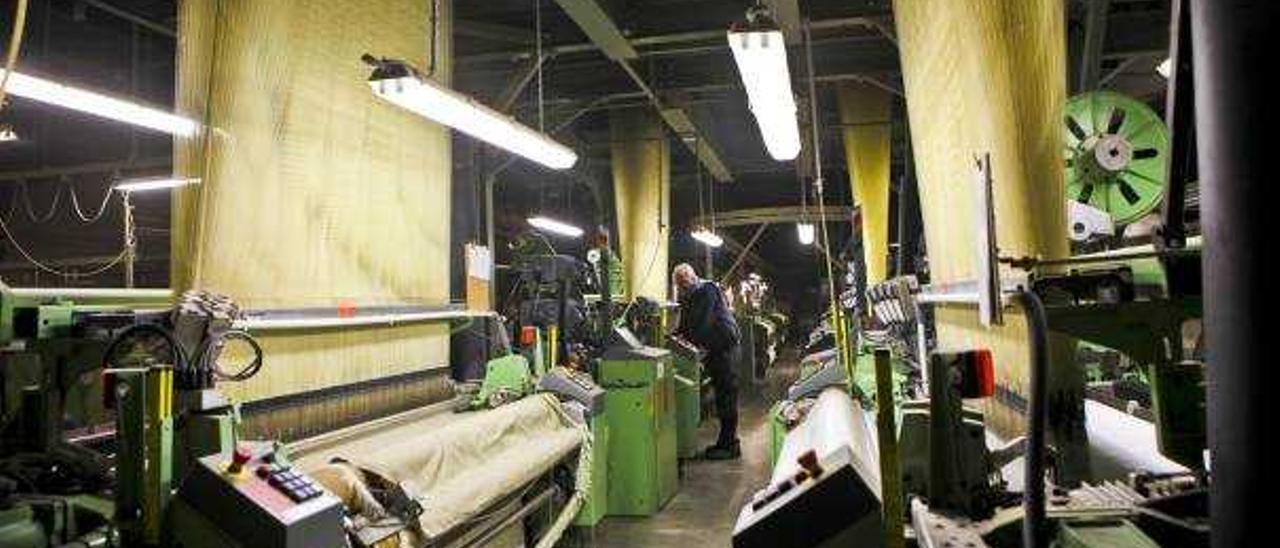 La subida salarial enfrenta a la patronal y los sindicatos en el convenio del textil