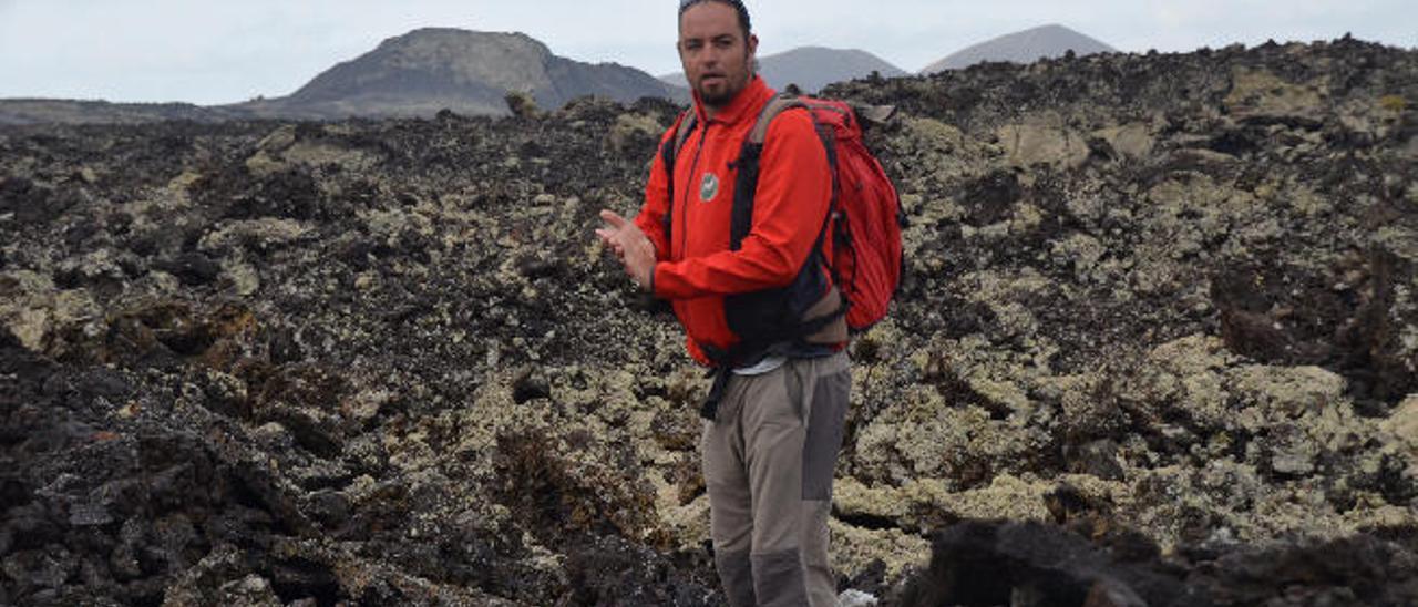 Ignacio Romero en Montaña Ortiz, en el Parque Natural de los Volcanes.