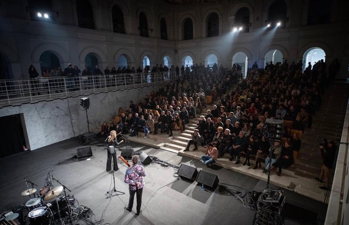 Durant 10 anys, l'emac va convertir Borriana en un centre de la cultura independent.