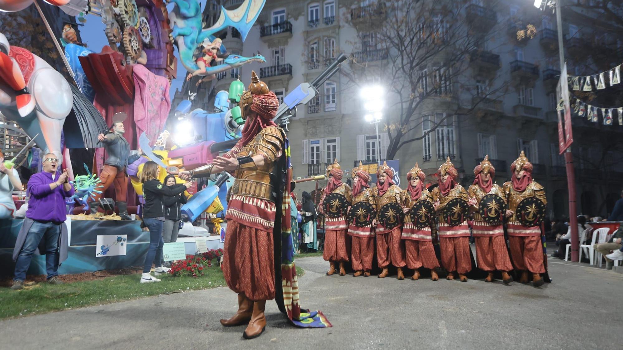 La Gran Parada Mora de la falla Almirante Cadarso, en imágenes