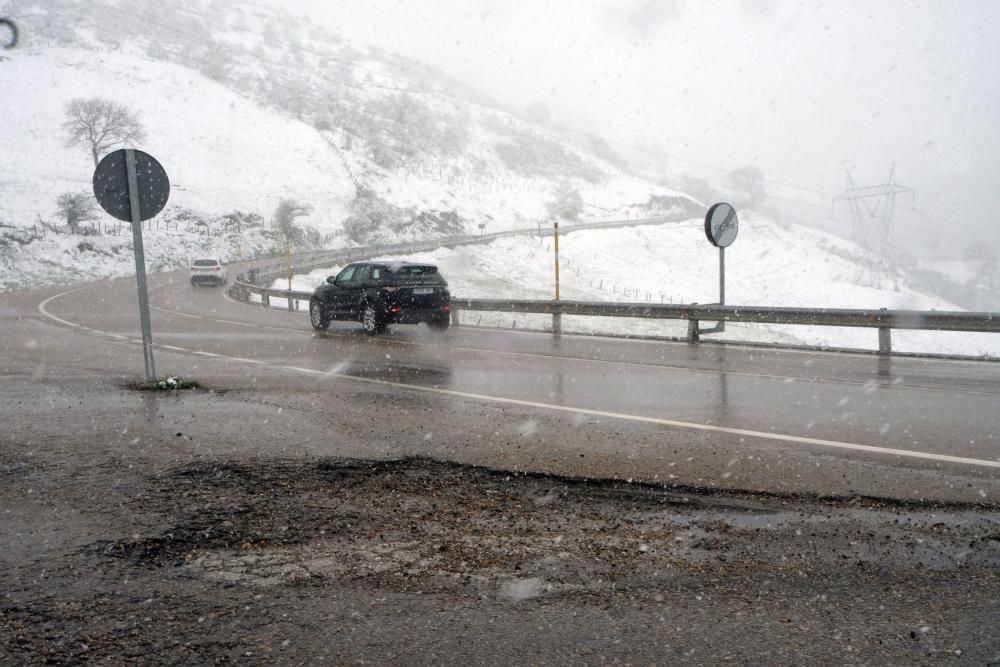 Nieve en el Puerto de Pajares