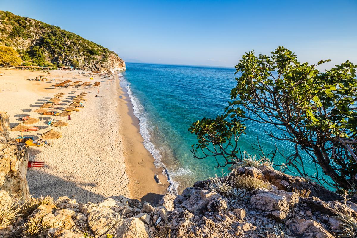 La idílica playa de Gjipe en la Riviera Albanesa