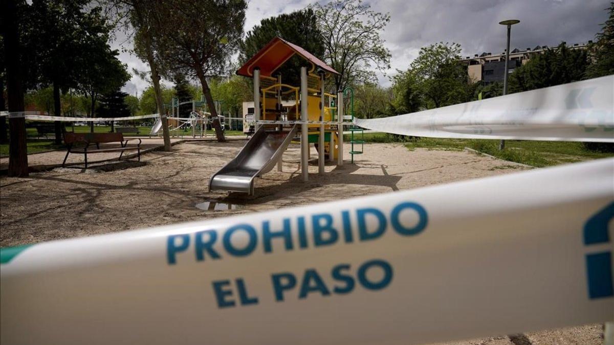 Un parque infantil cerrado, en Madrid