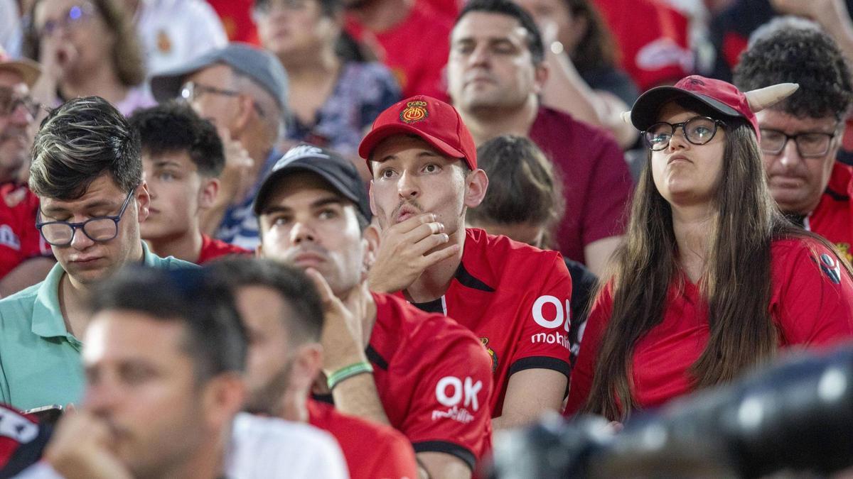 Aficionados del Mallorca, durante un partido de Liga.