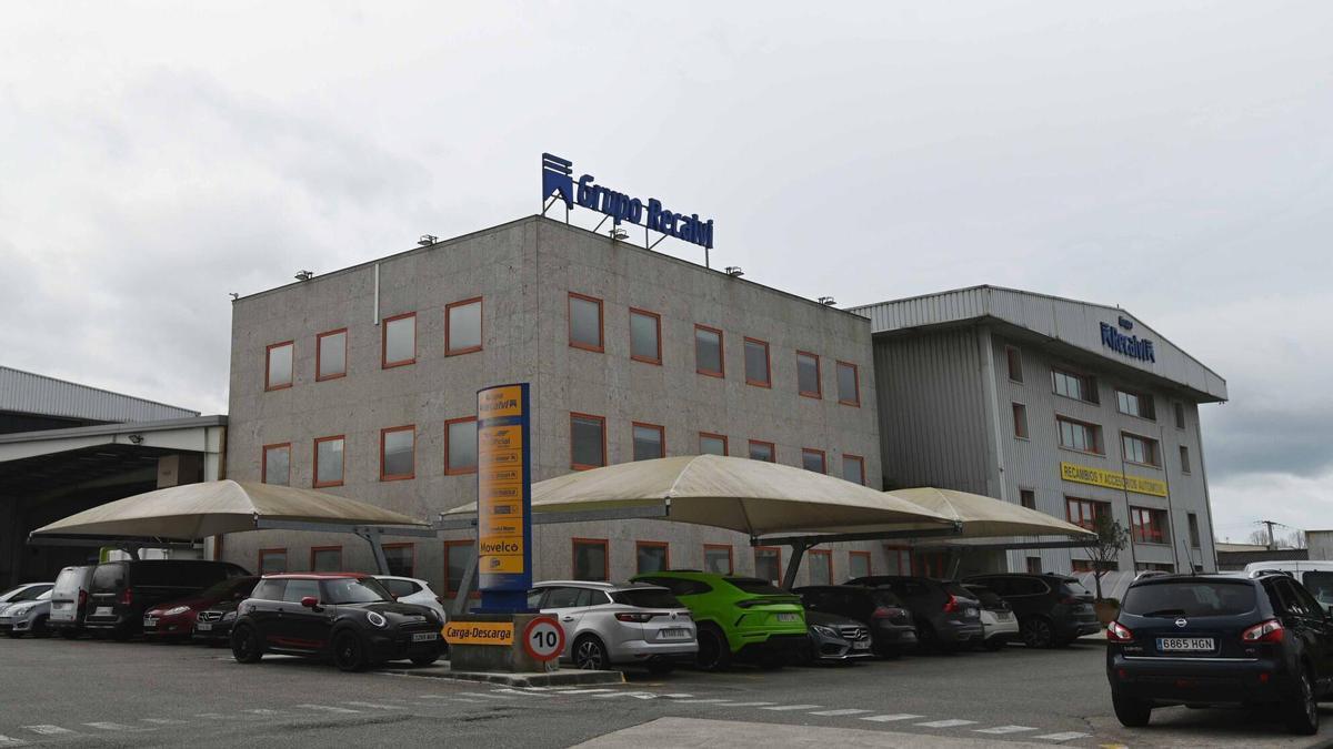 Sede central del Grupo Recalvi, en el Polígono Industrial do Caramuxo, en Vigo.