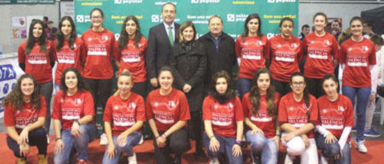 El raspall femení crea expectació