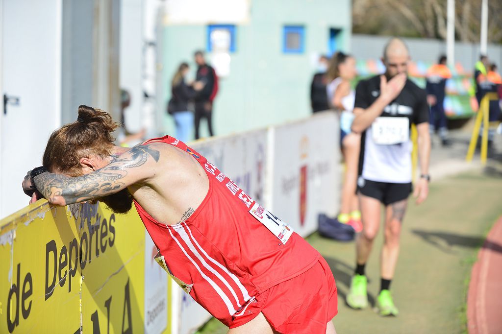 Pruebas de atletismo nacional en la pista de atletismo de Cartagena este domingo