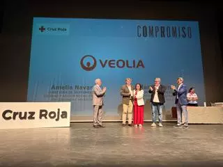 Cruz Roja reconoce la labor social de Veolia en la provincia de Alicante