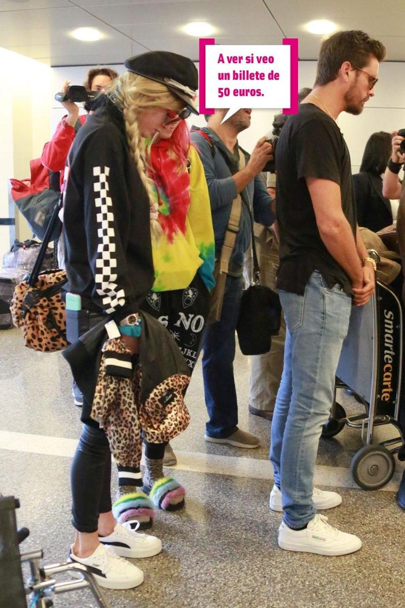 Bella Thorne de viaje con Scott Disick