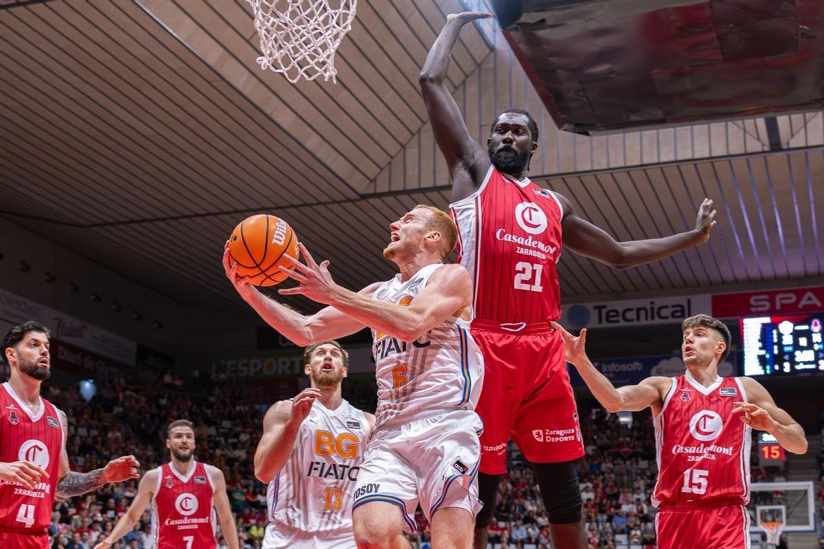 El Bàsquet Girona pasó por encima del Casademont Zaragoza, en un buen partido del equipo gerundense