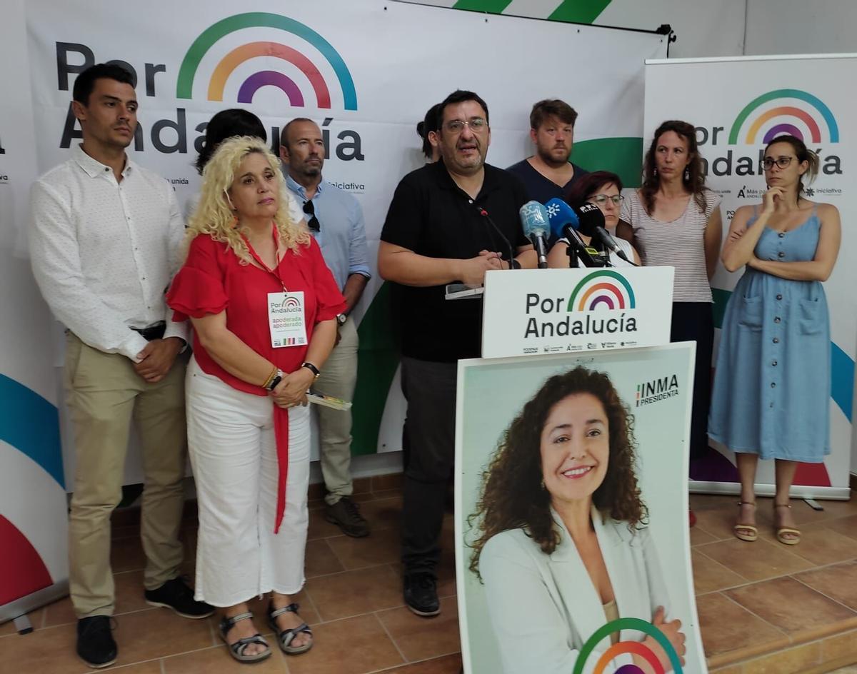Dirigentes malagueños de IU y Podemos durante un acto para las elecciones andaluzas de 2022 de la coalición Por Andalucía