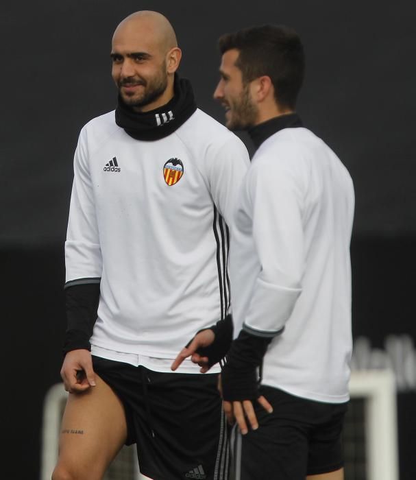 Las imágenes del entrenamiento del Valencia de este sábado