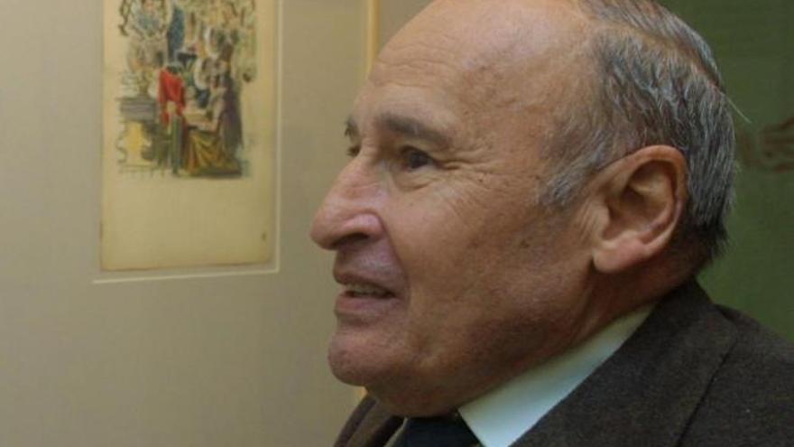 El periodista y escritor Antonio Crespo, que ha fallecido a los 82 años de edad.