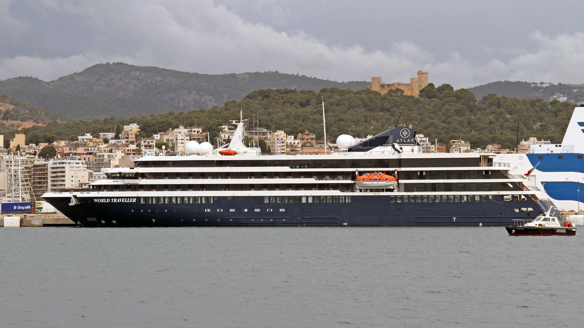 El World Traveller, el sábado en el puerto de Palma.