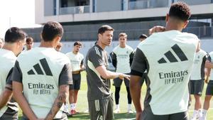 Xabi Alonso traslada al csped su idea tctica en el ltimo entrenamiento en Madrid