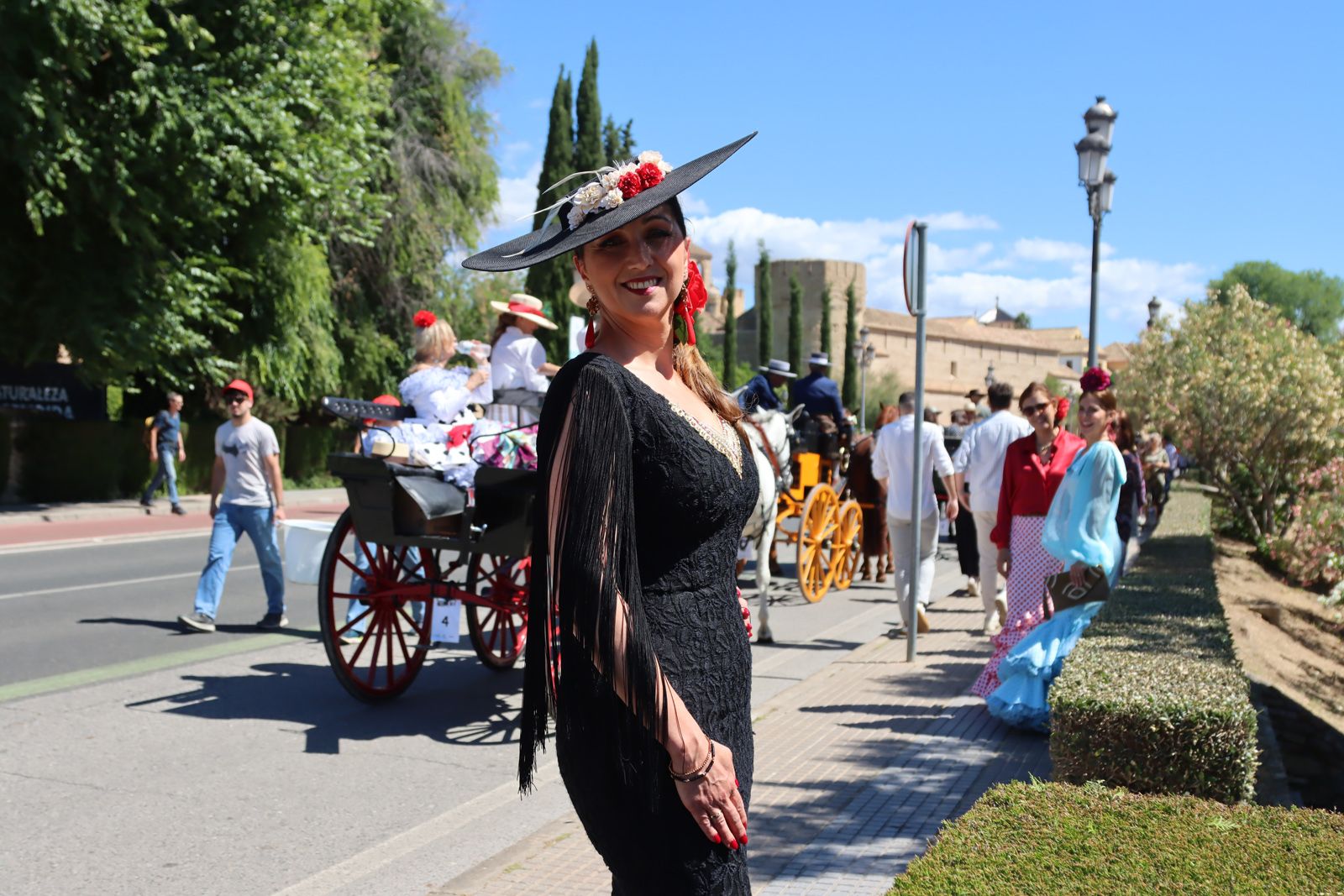 Los coches de caballos lucen su esplendor del Alcázar al Arenal