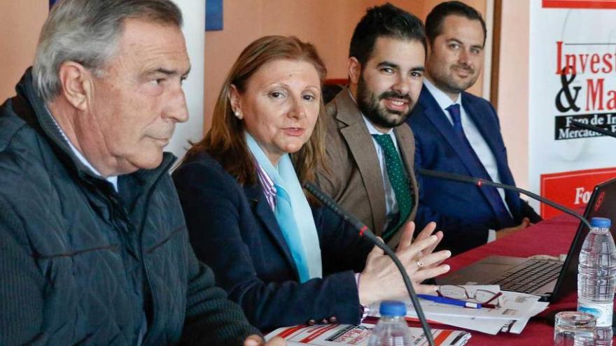 Por la izquierda, Álvaro Muñiz, Guadalupe Zapico, Antonio Clariana y Alejandro García, ayer, durante la presentación del evento en el Palacio de Congresos.