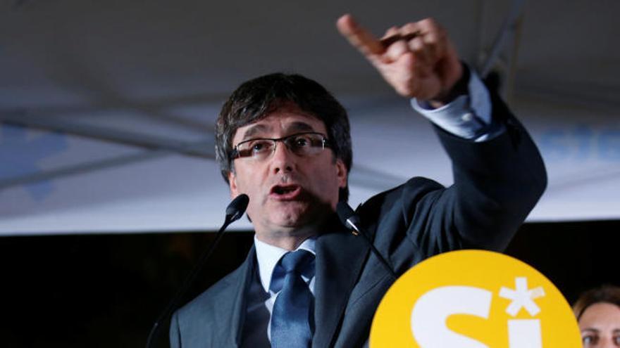 Puigdemont de campaña por la independencia en Gerona