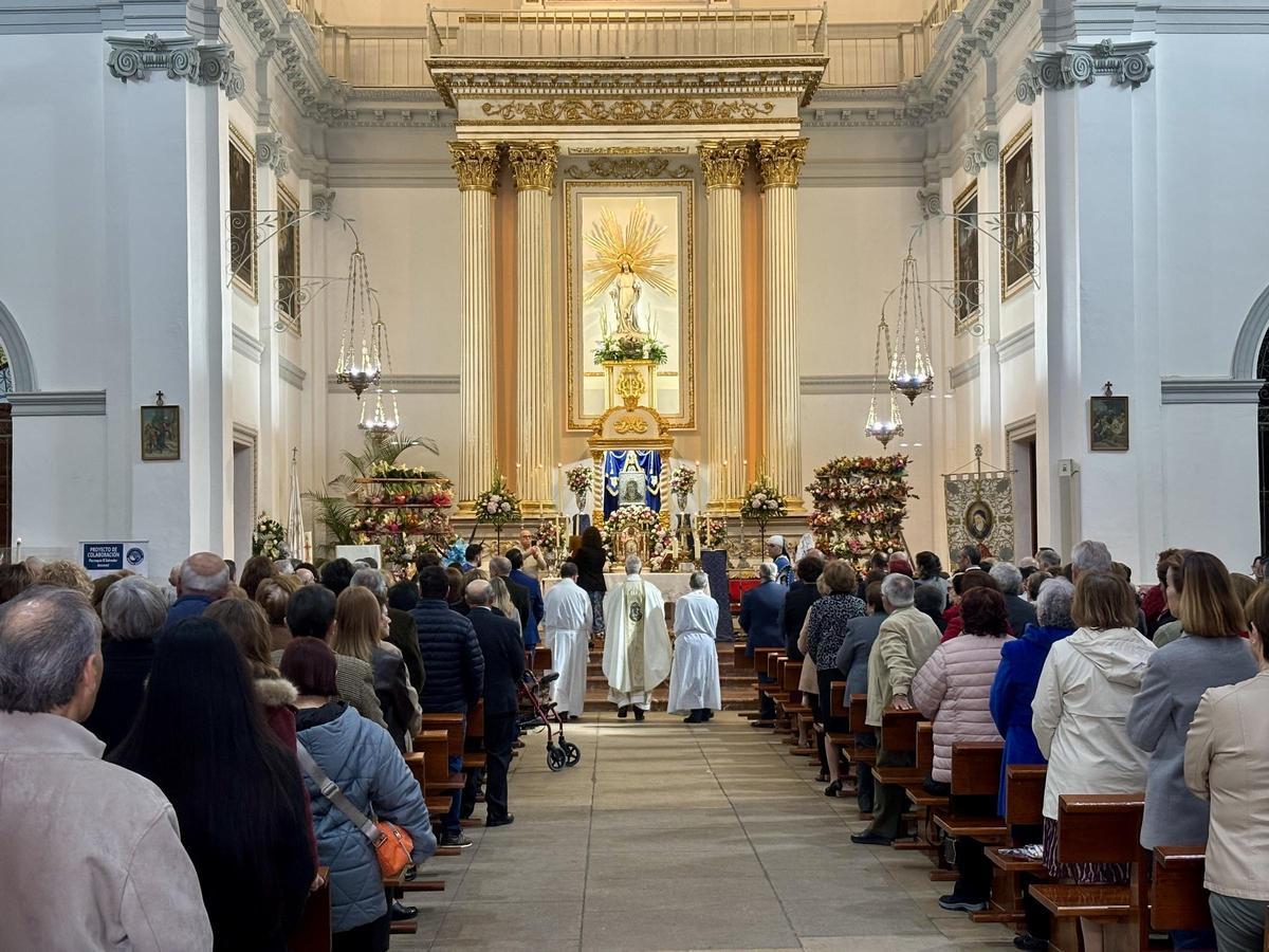 Un momento de la celebración en la Iglesia de Mutxamel