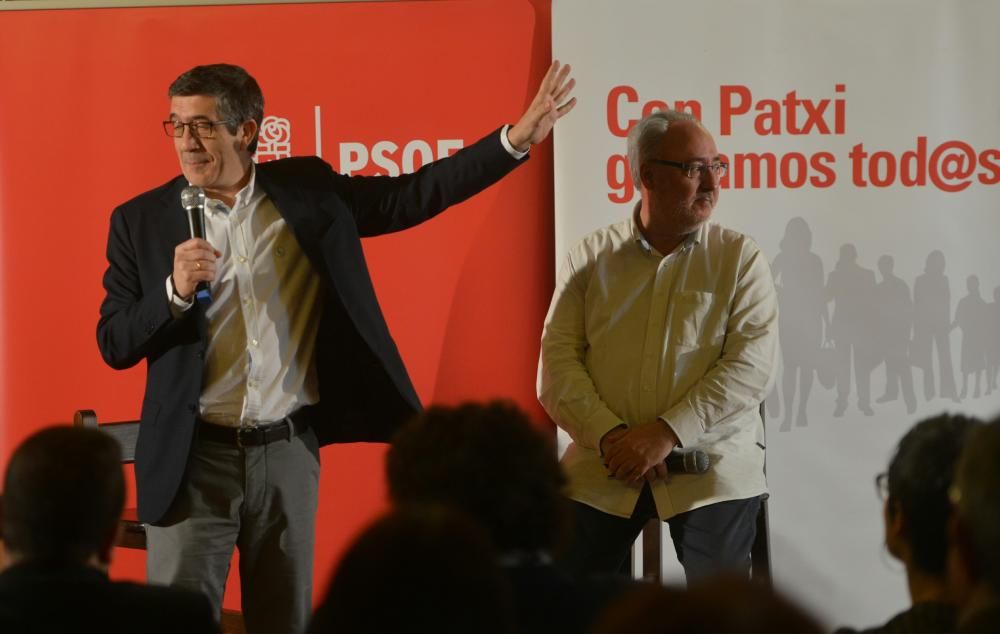 Patxi López con la militancia en Pontevedra