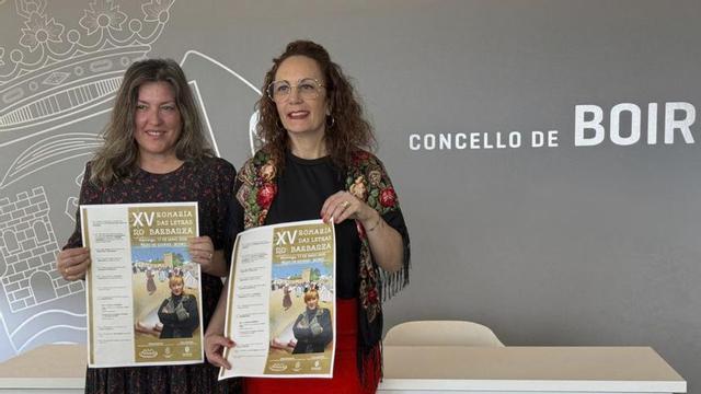 A presidenta da asociación cultural Barbantia, María Jesús Blanco, e a edil de Cultura, María Outeiral, presentaron a programación. | CONCELLO DE BOIRO