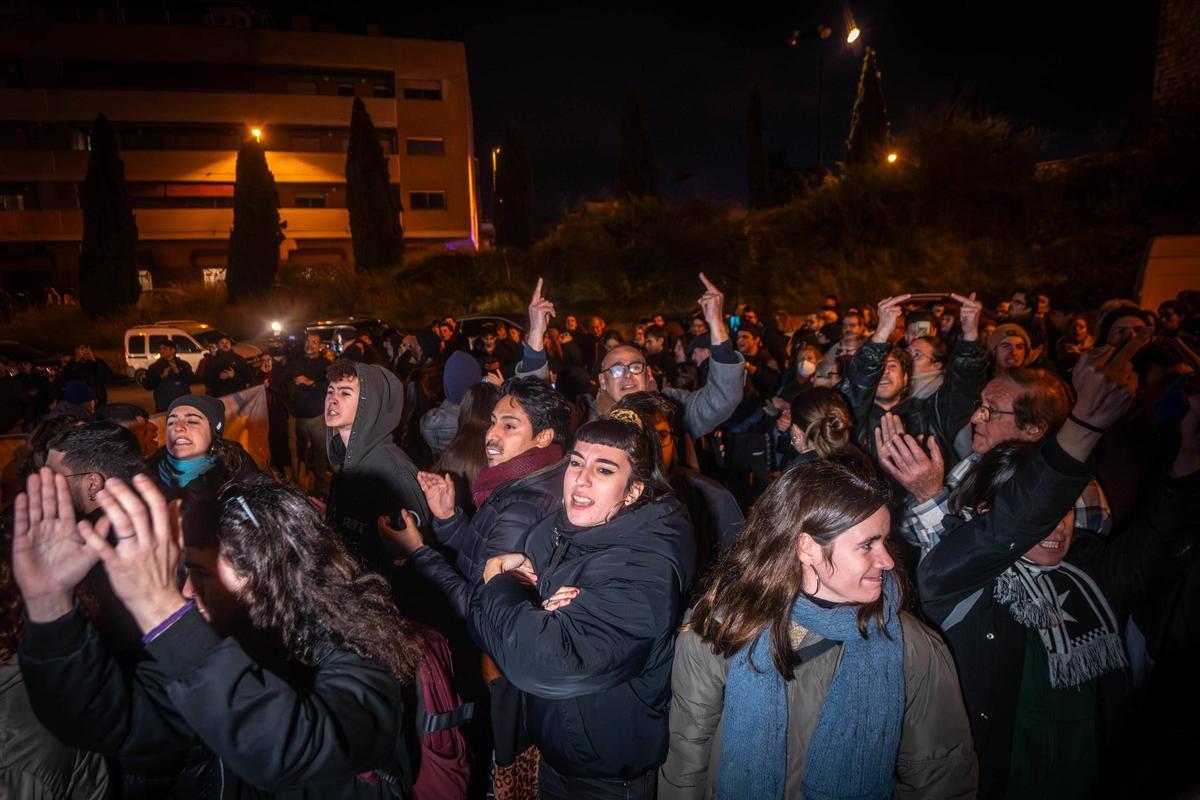 Concentraciones en Badalona a favor y en contra el desalojo de migrantes del B9