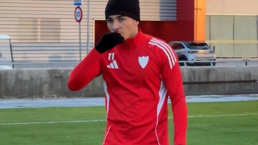 Un regreso esperado y una baja confirmada en el entrenamiento del Sevilla FC