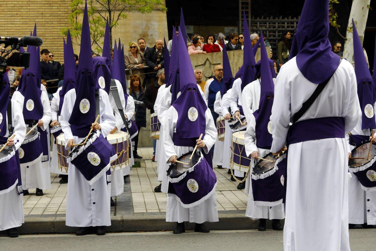 En imágenes | Procesiones del Jueves Santo en Zaragoza