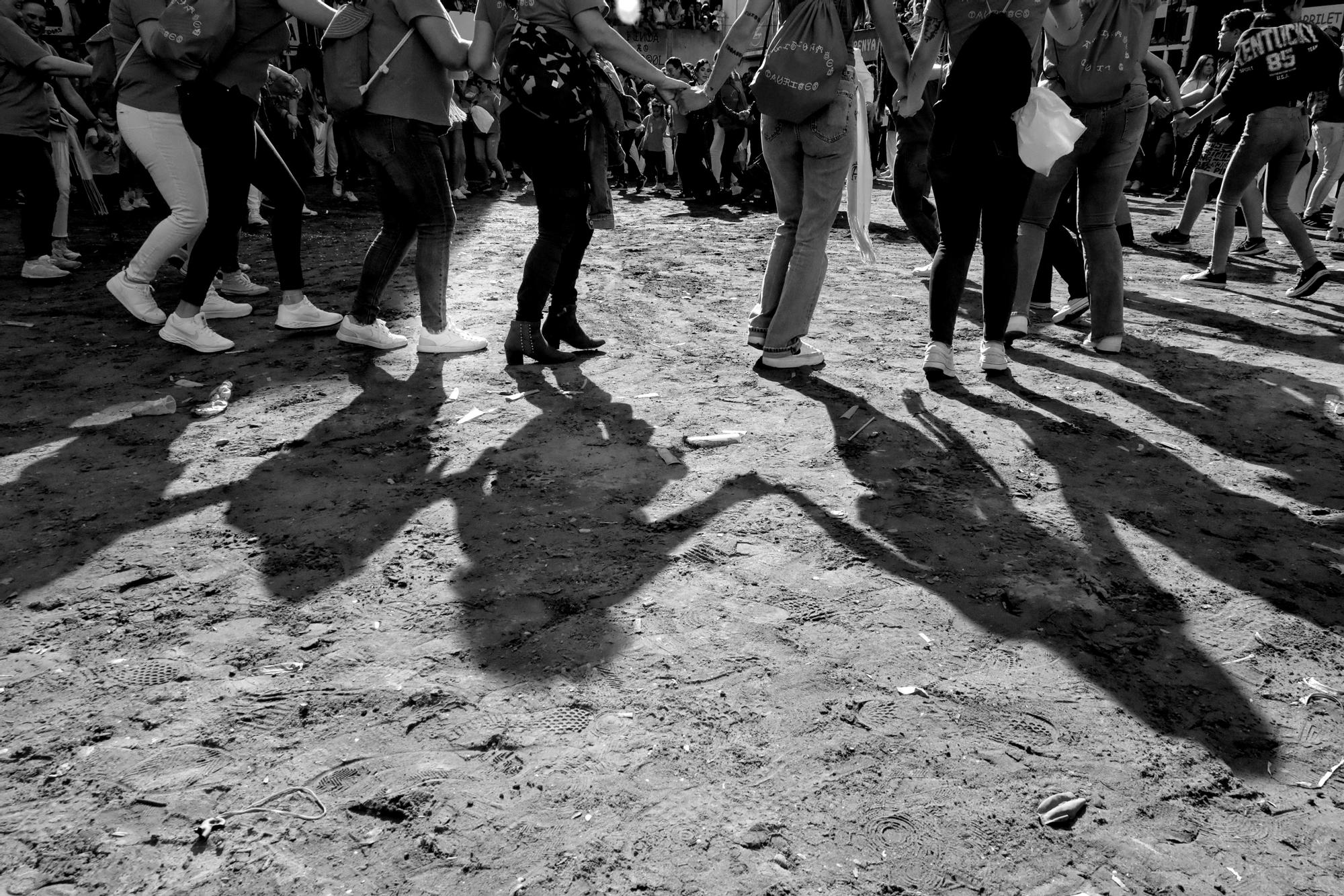 MACROGALERÍA DE FOTOS: Búscate en el encierro y los primeros 'bous' de las fiestas de Almassora