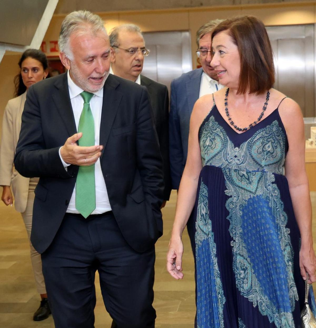 Missatges de Koldo i Armengol: "He de parlar amb el ministre ¿M’ajudes?"