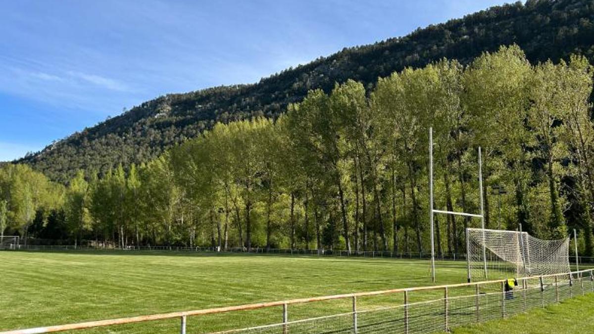El campo de rugby de Alcalá de la Selva, en Teruel, es el que está a mayor altitud del país