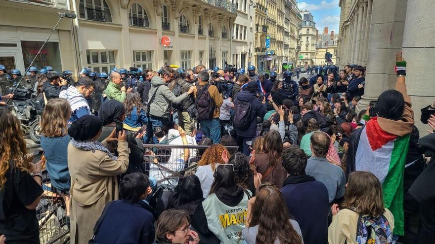 Les protestes propalestines s&#039;estenen per les universitats de França i el Regne Unit