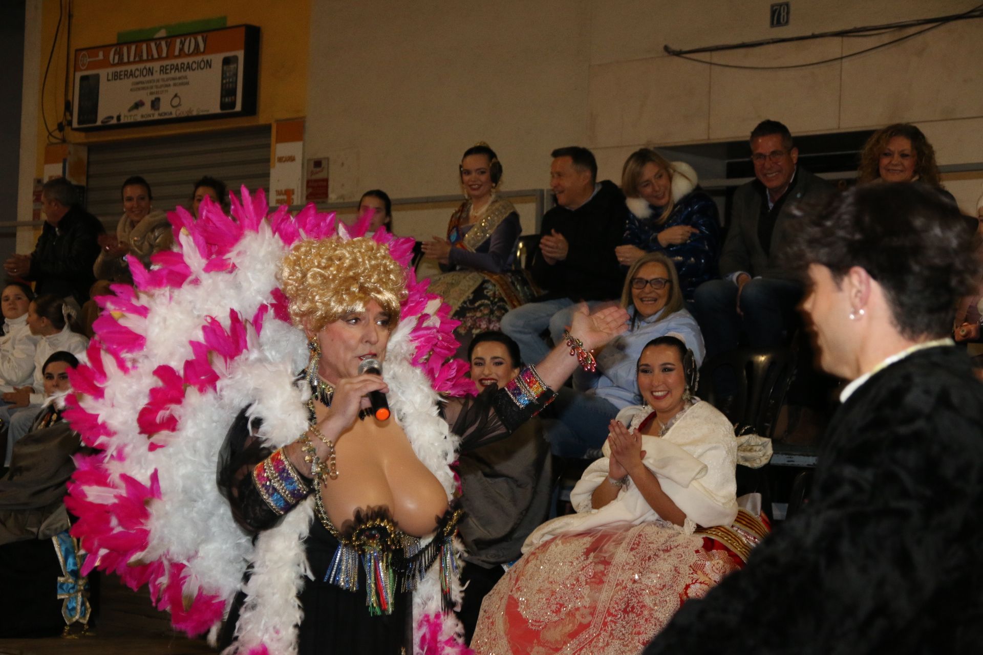 GALERÍA I Así ha sido la Cabalgata del Ninot de Burriana